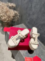 valentino rockstud laminated nappa wedge sandal natural 4w2s0gi5dym ybs 8jwge.jpeg