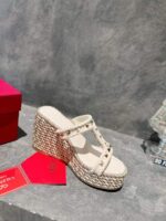 valentino rockstud laminated nappa wedge sandal natural 4w2s0gi5dym ybs rvyqz.jpeg