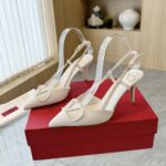 valentino vlogo signature patent leather slingback pump white q8ahj.jpg