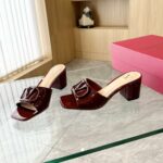 valentino vlogo signature slide sandal burgundy q1agj.jpg