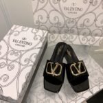 valentino vlogo signature square toe slide black sandal wb7ns.jpg
