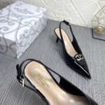 valentino vlogo the bold edition slingback pumps in patent leather 60mm in black 7geq2.jpg