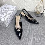 valentino vlogo the bold edition slingback pumps in patent leather 60mm in black rhn4j.jpg