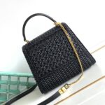 valentino vlogo top handle bag black 22cm a4fkl.jpg