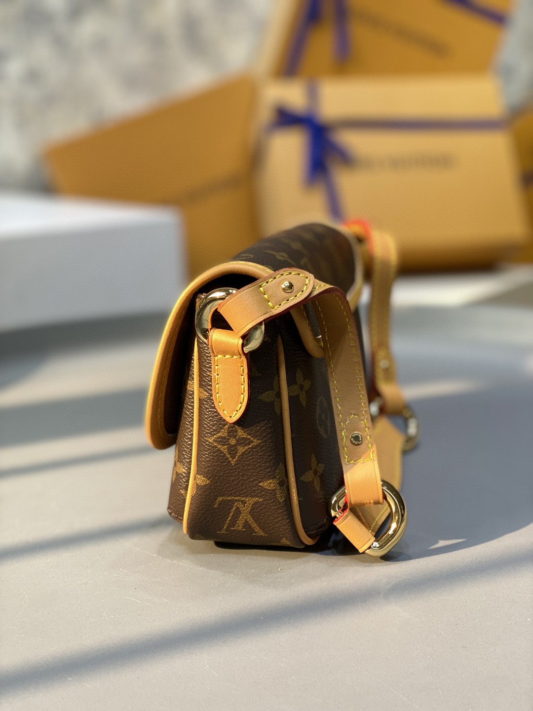 LV Tikal PM Monogram Canvas M40078 2 0ffb47b7.jpg