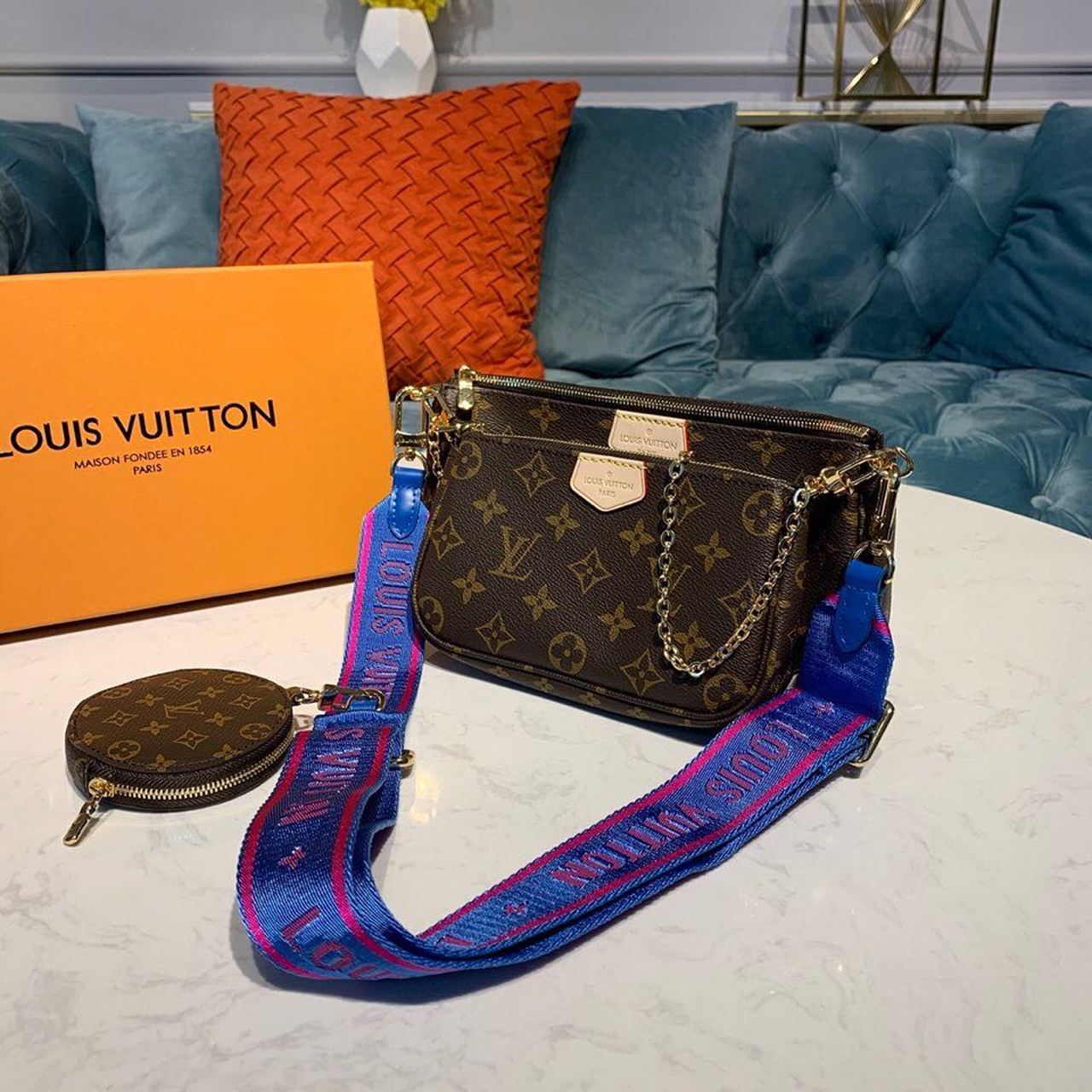 LV Multi Pochette Accessoires Monogram Canvas Blue 3 1089751572541607 .pic 01780.1572716027.jpg