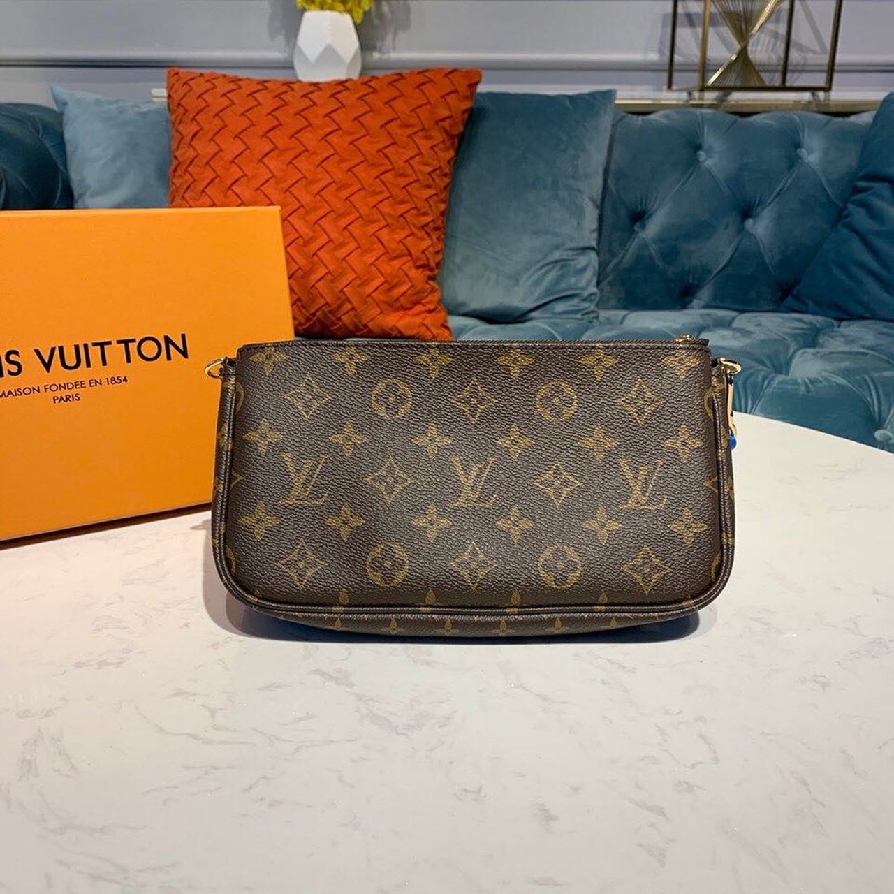 LV Multi Pochette Accessoires Monogram Canvas Blue 5 1089761572541607 .pic 04395.1572716027.jpg