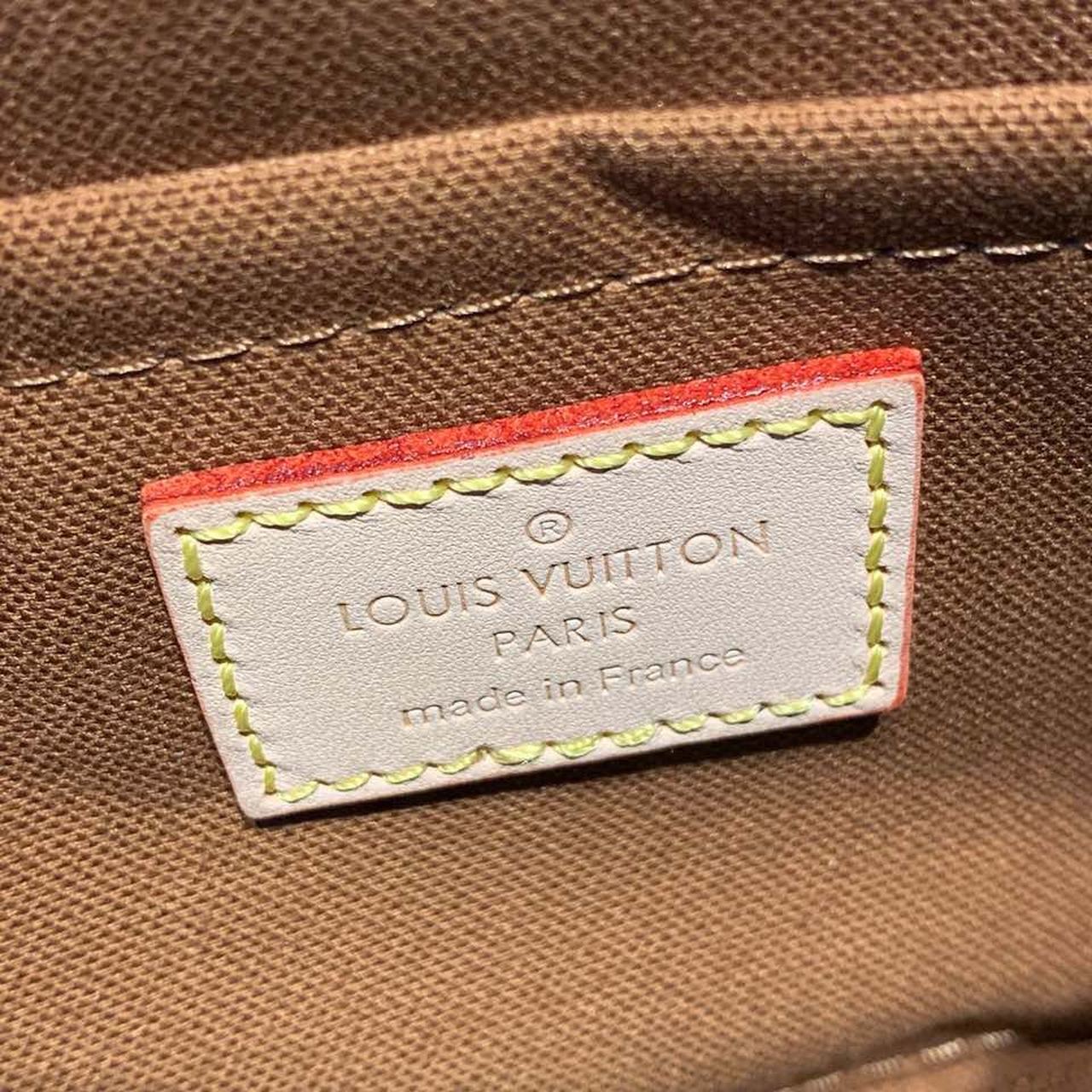 LV Multi Pochette Accessoires Monogram Canvas Blue 8 1089801572541608 .pic 64221.1572716035.jpg