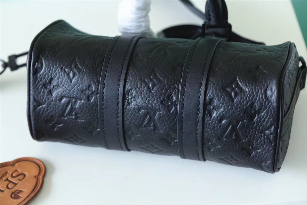 LV Nano Speedy Monogram Empreinte Black 6 9d1e7961.jpg