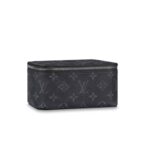 Louis Vuitton Packing Cube PM 1.jpg