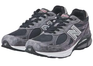 New Balance 990v3 MiUSA United Arrows Charcoal.jpg