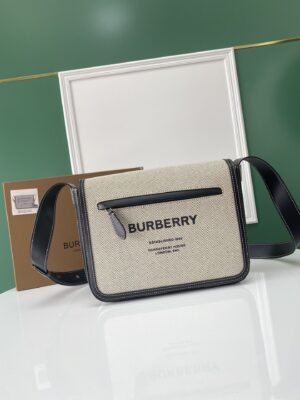 b horsefer 28 x 9 x 215cm qyz6x.jpg