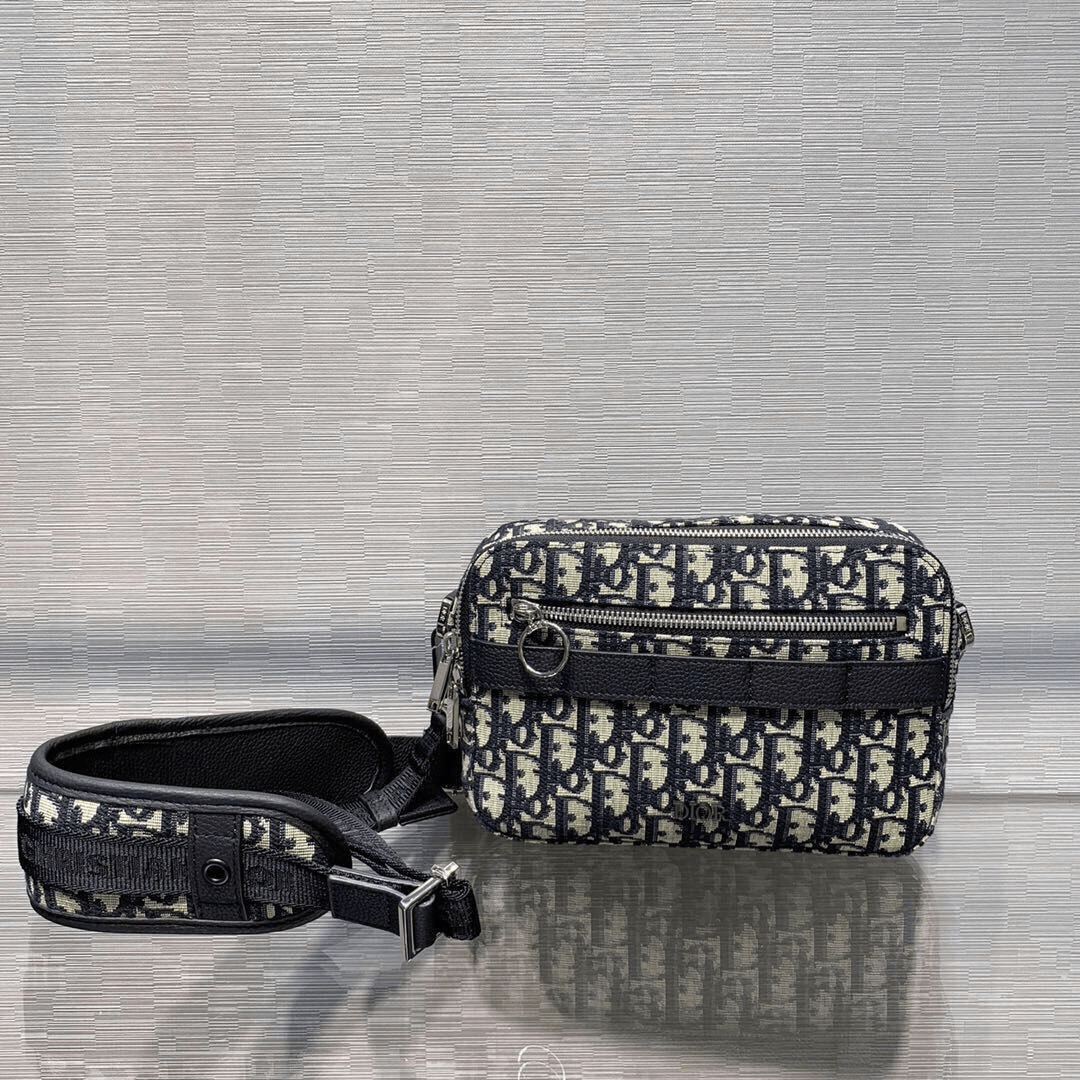 D1or Men Bag 1 borsa dior uomo fzrwc.png