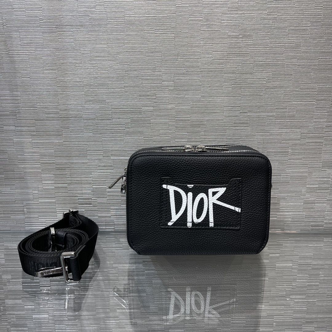 D1or Men Bag 1 borsa dior uomo whnwp.jpg