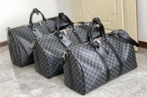 borsone lv mf9nl.jpg