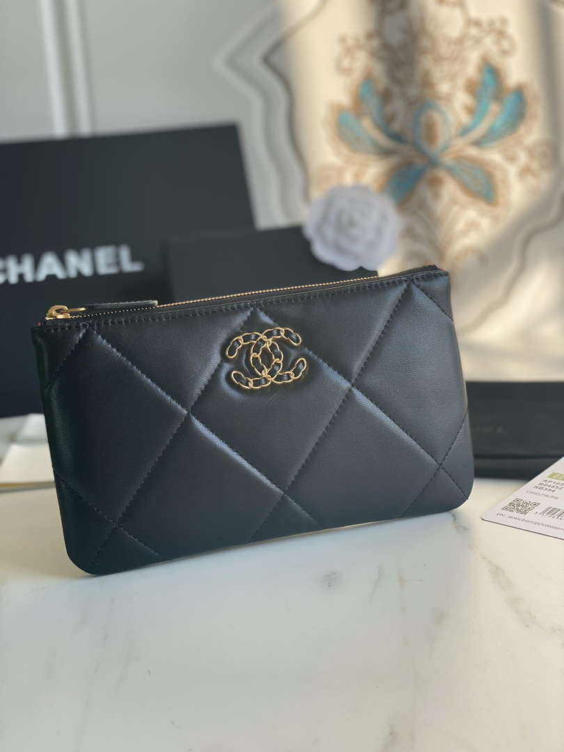 CN AP1059 Pouche Lambskin bag Wallet Card Holder Black 1 chanel ap1059 pouche lambskin bag wallet card holder black 01 luxibags.ru .jpg