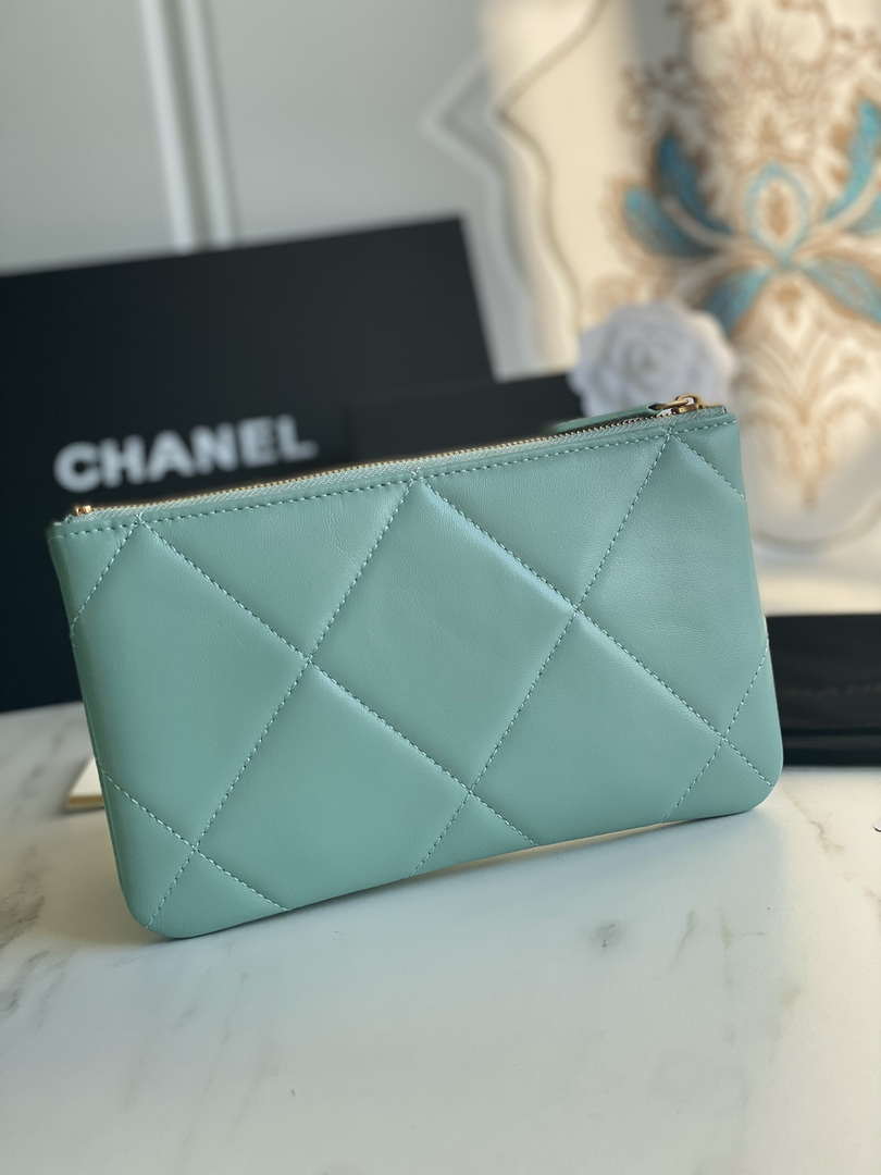 CN AP1059 Pouche Lambskin bag Wallet Card Holder Blue 2 chanel ap1059 pouche lambskin bag wallet card holder blue 02 luxibags.ru .jpg