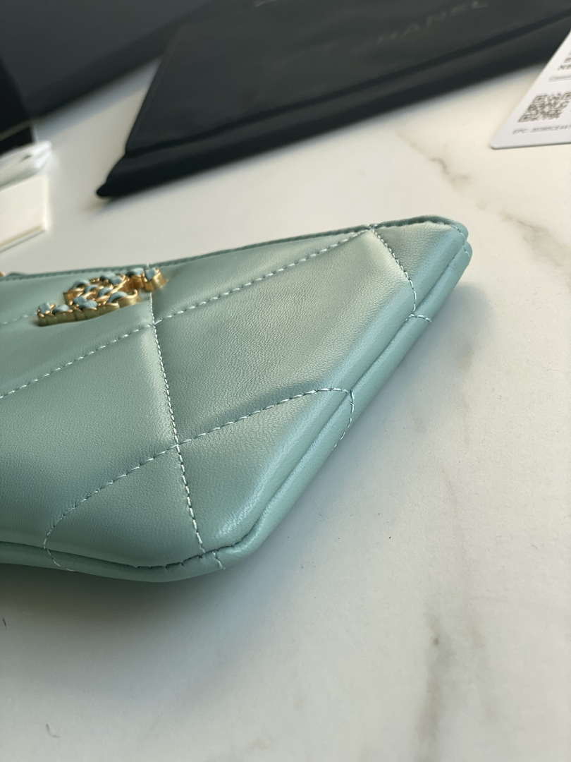 CN AP1059 Pouche Lambskin bag Wallet Card Holder Blue 6 chanel ap1059 pouche lambskin bag wallet card holder blue 06 luxibags.ru .jpg