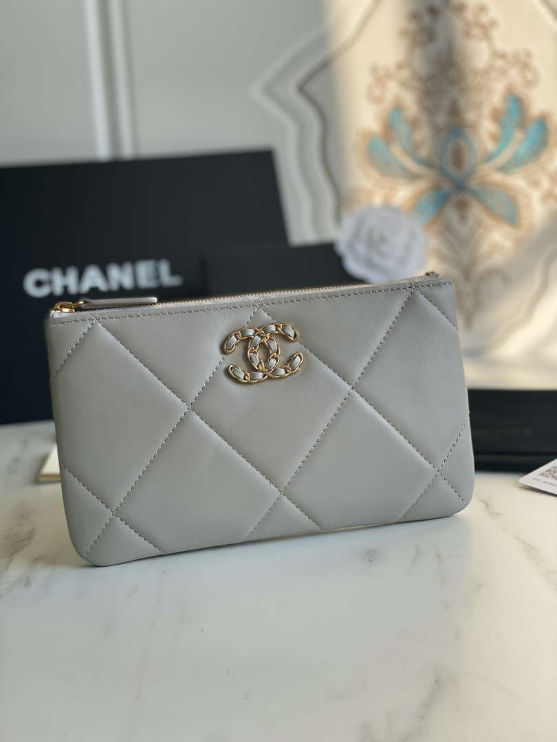 CN AP1059 Pouche Lambskin bag Wallet Card Holder Gray 1 chanel ap1059 pouche lambskin bag wallet card holder gray 01 luxibags.ru .jpg