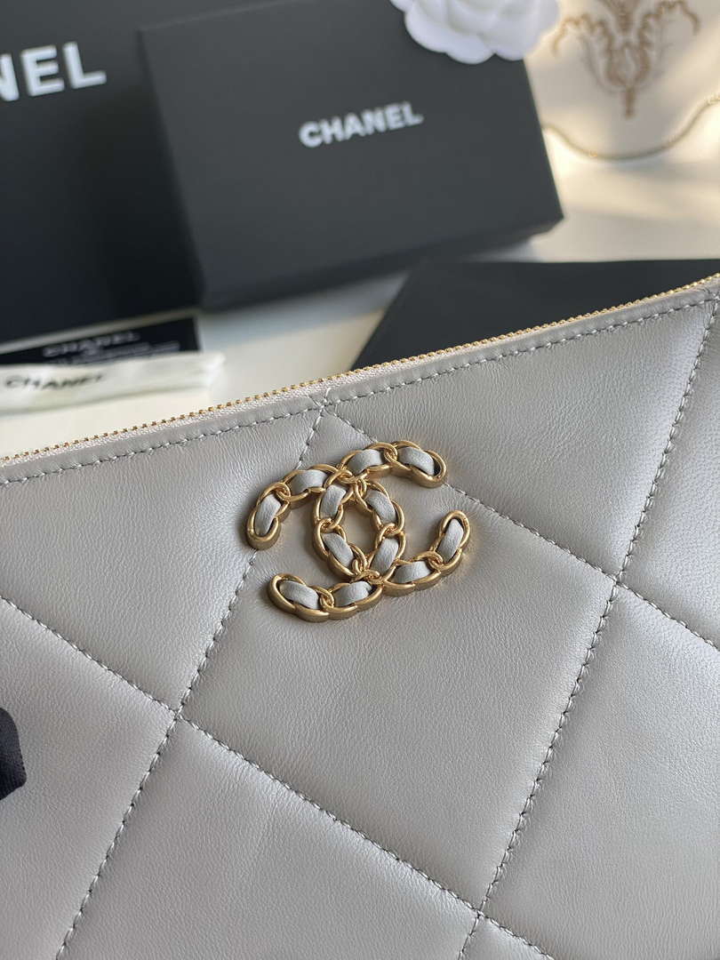 CN AP1059 Pouche Lambskin bag Wallet Card Holder Gray 6 chanel ap1059 pouche lambskin bag wallet card holder gray 06 luxibags.ru .jpg