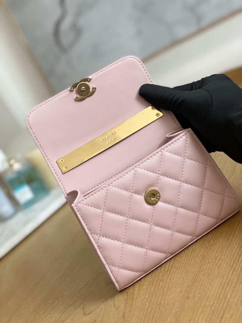 CN AP2944 Clutch with Chain Lambskin Light Pink 6 chanel ap2944 clutch with chain lambskin light pink 006 luxibags.ru .jpg