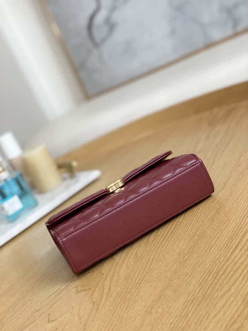 CN AP2946 Phone Holder Clutch with Chain Lambskin Wine Red 7 chanel ap2946 phone holder clutch with chain lambskin wine red 007 luxibags.ru .jpg