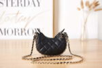 chanel ap3232 clutch with chain lambskin shiny light gold metal black 001 luxibags.ru .jpg
