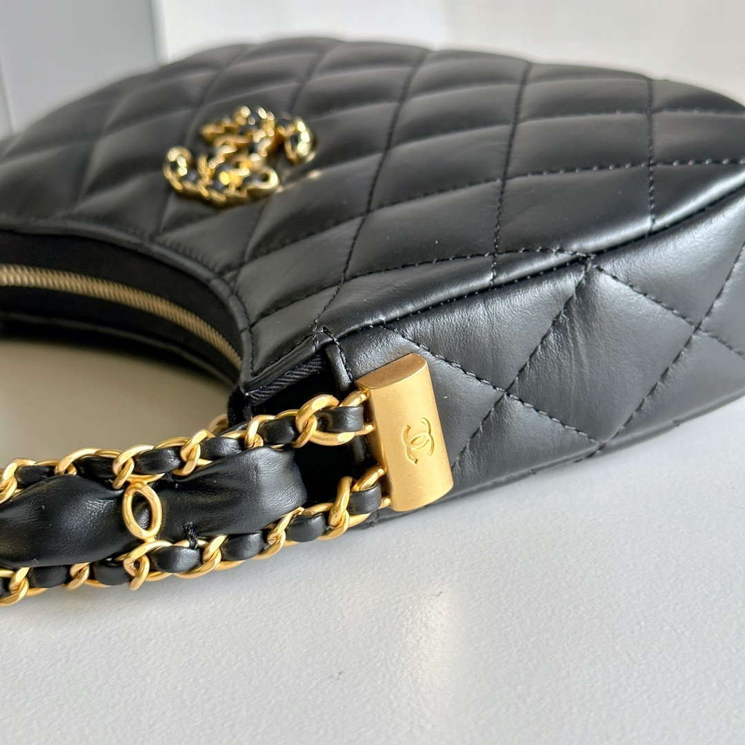 CN AP3647 23K Small Hobo Bag Lambskin Gold Metal Black 7 chanel ap3647 23k small hobo bag lambskin gold metal black 007 luxibags.ru .jpg