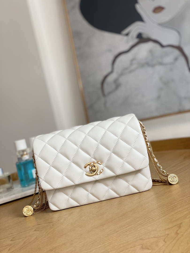 CN AS3378 MINI Flap Bag Lambskin White 1 chanel as3378 mini flap bag lambskin white 001 luxibags.ru .jpg