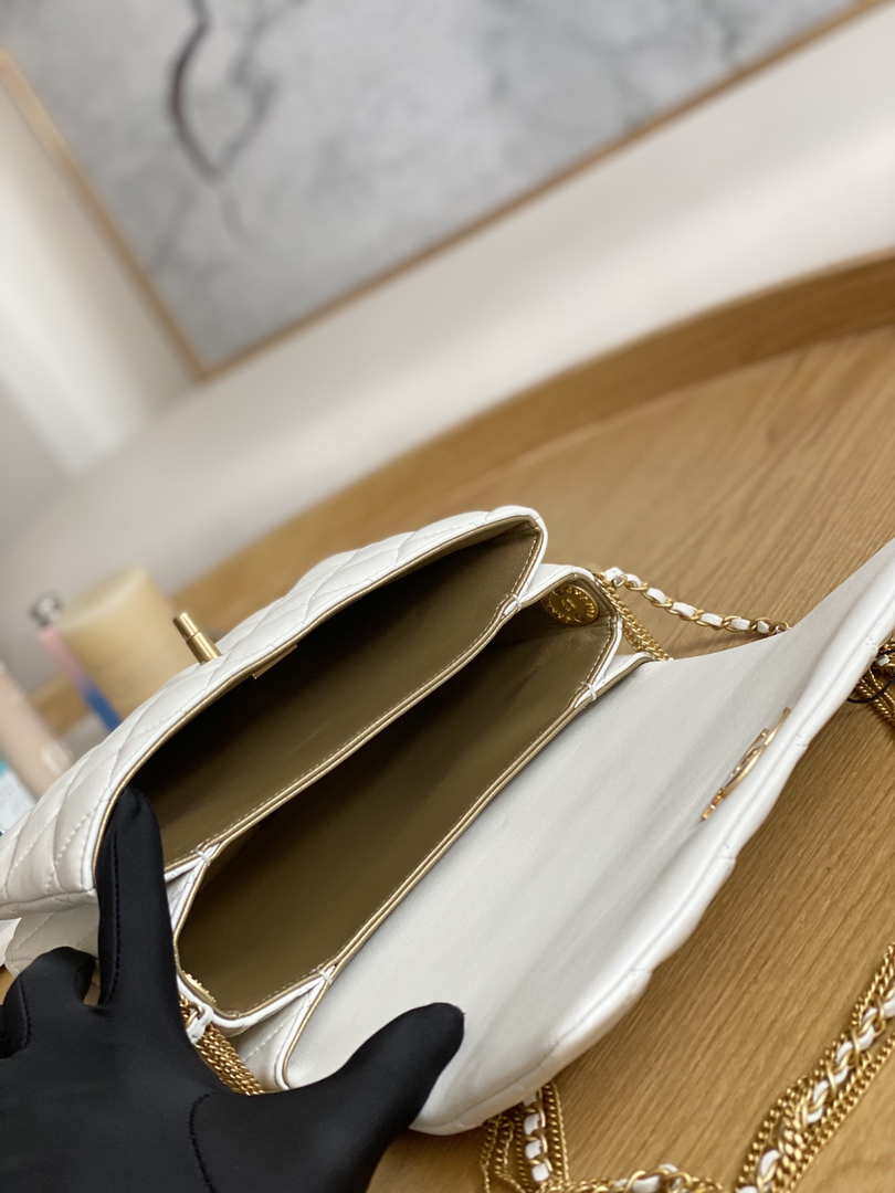 CN AS3378 MINI Flap Bag Lambskin White 9 chanel as3378 mini flap bag lambskin white 009 luxibags.ru .jpg