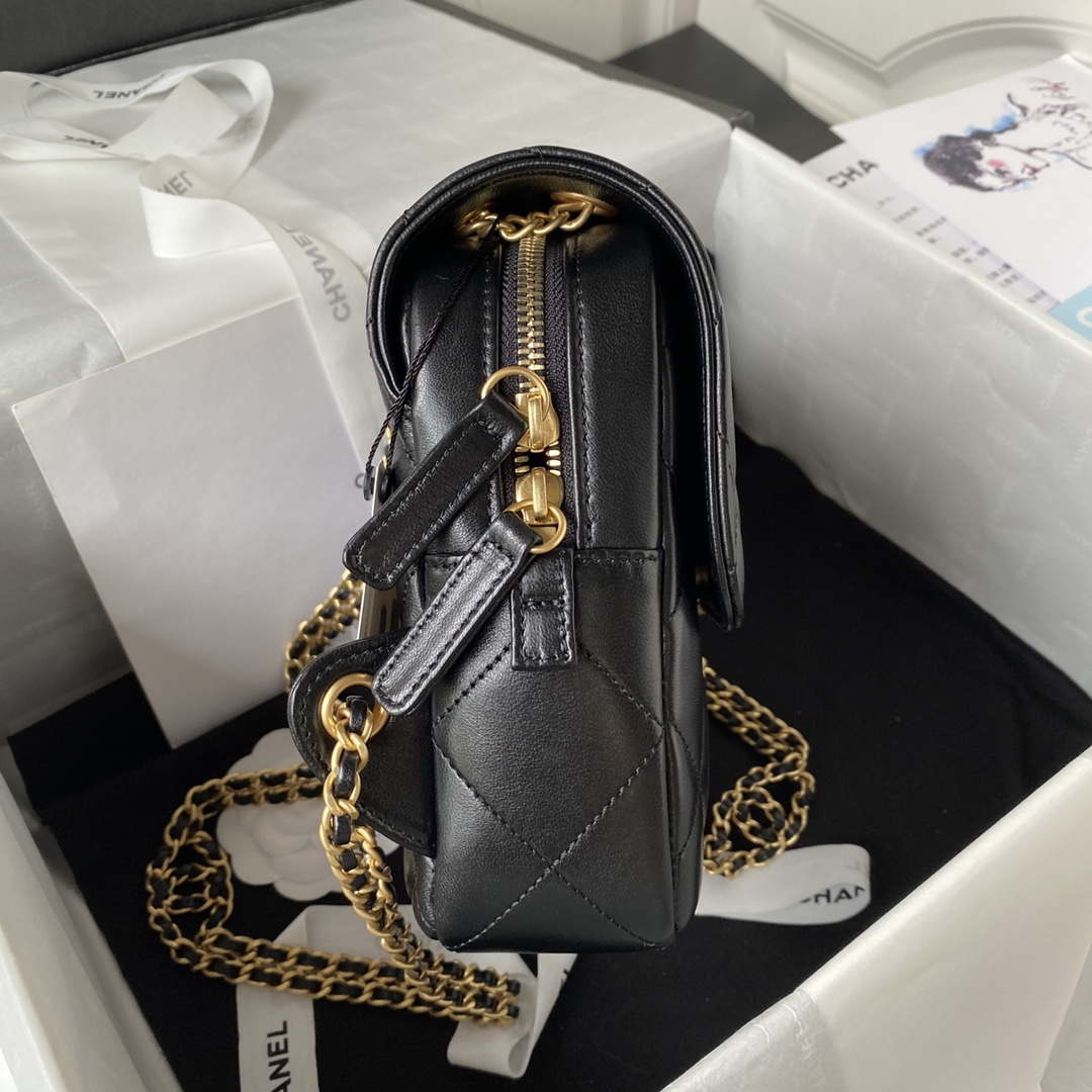 CN AS3384 Backpack Chain bag lambskin Black 5 chanel as3384 backpack chain bag lambskin black 005 luxibags.ru .jpg
