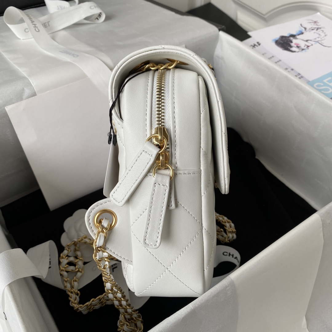 CN AS3384 Backpack Chain bag lambskin White 5 chanel as3384 backpack chain bag lambskin white 005 luxibags.ru .jpg