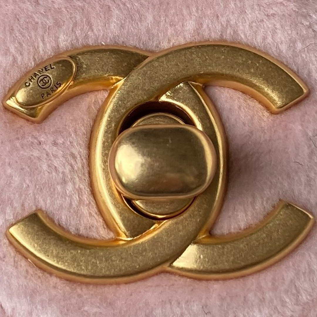 CN AS3442 Mini Flap Bag Velvet Enamel & Gold-Tone Metal Pink 3 chanel as3442 mini flap bag velvet enamel gold tone metal pink 003 luxibags.ru .jpg