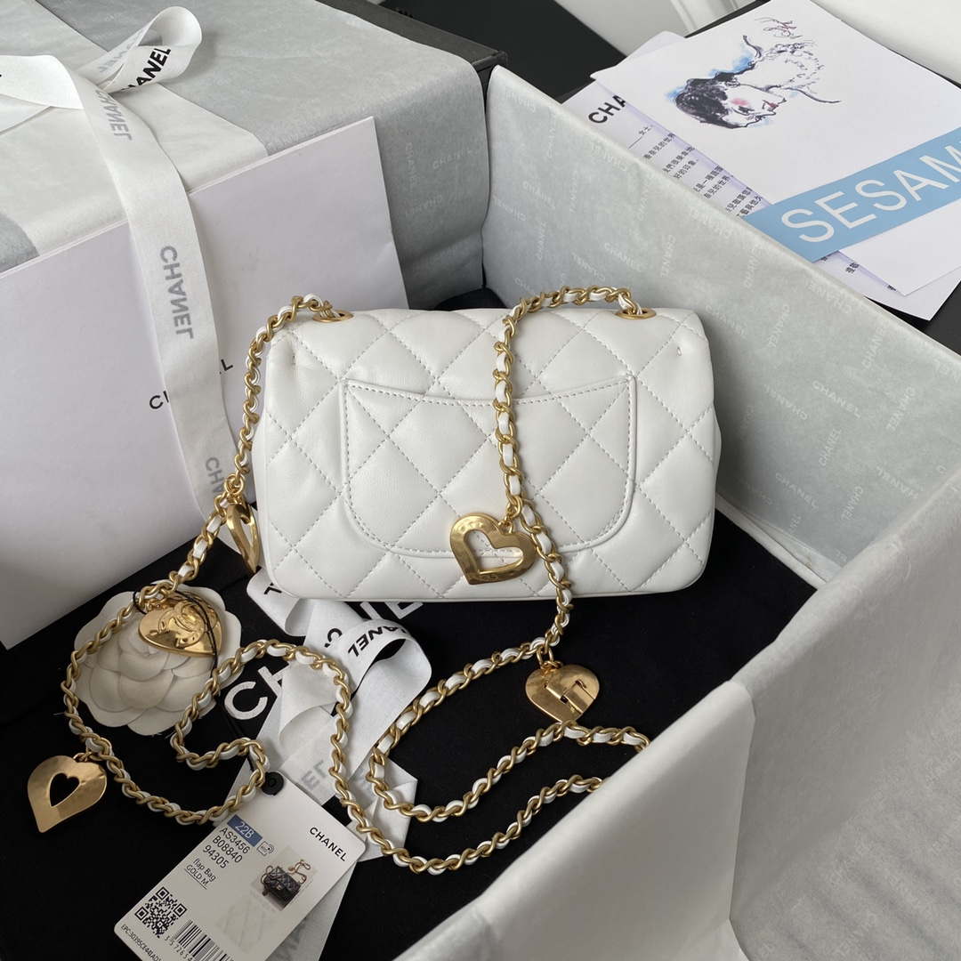 CN AS3456 Mini Flap Bag Lambskin & Gold-Tone Metal White 2 chanel as3456 mini flap bag lambskin gold tone metal white 002 luxibags.ru .jpg