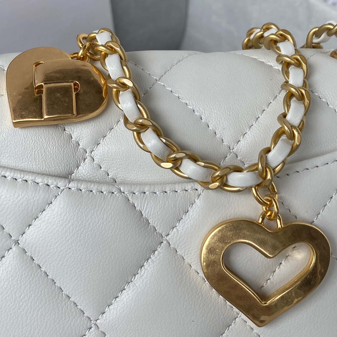 CN AS3456 Mini Flap Bag Lambskin & Gold-Tone Metal White 6 chanel as3456 mini flap bag lambskin gold tone metal white 006 luxibags.ru .jpg