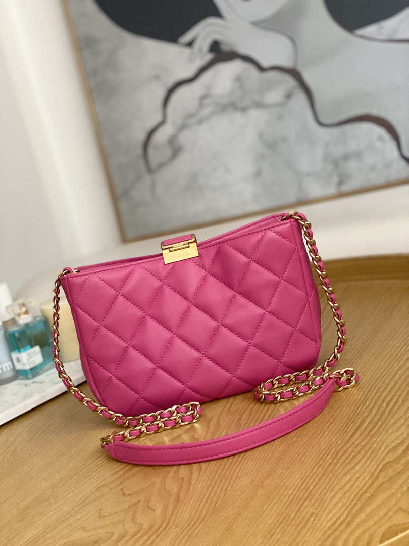 CN AS3476 HOBO Handbag Lambskin & Gold-Tone Metal Rose Red 2 chanel as3476 hobo handbag lambskin gold tone metal 038 luxibags.ru .jpg