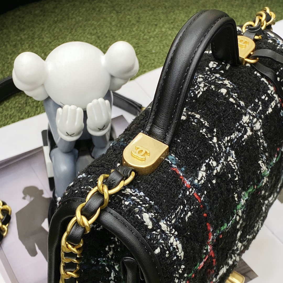 CN AS3652 Small Flap Bag with Top Handle Cotton & Wool Tweed & Gold-Tone Metal Black and White 7 chanel as3652 small flap bag with top handle cotton wool tweed gold tone metal black and white 007 luxibags.ru .jpg