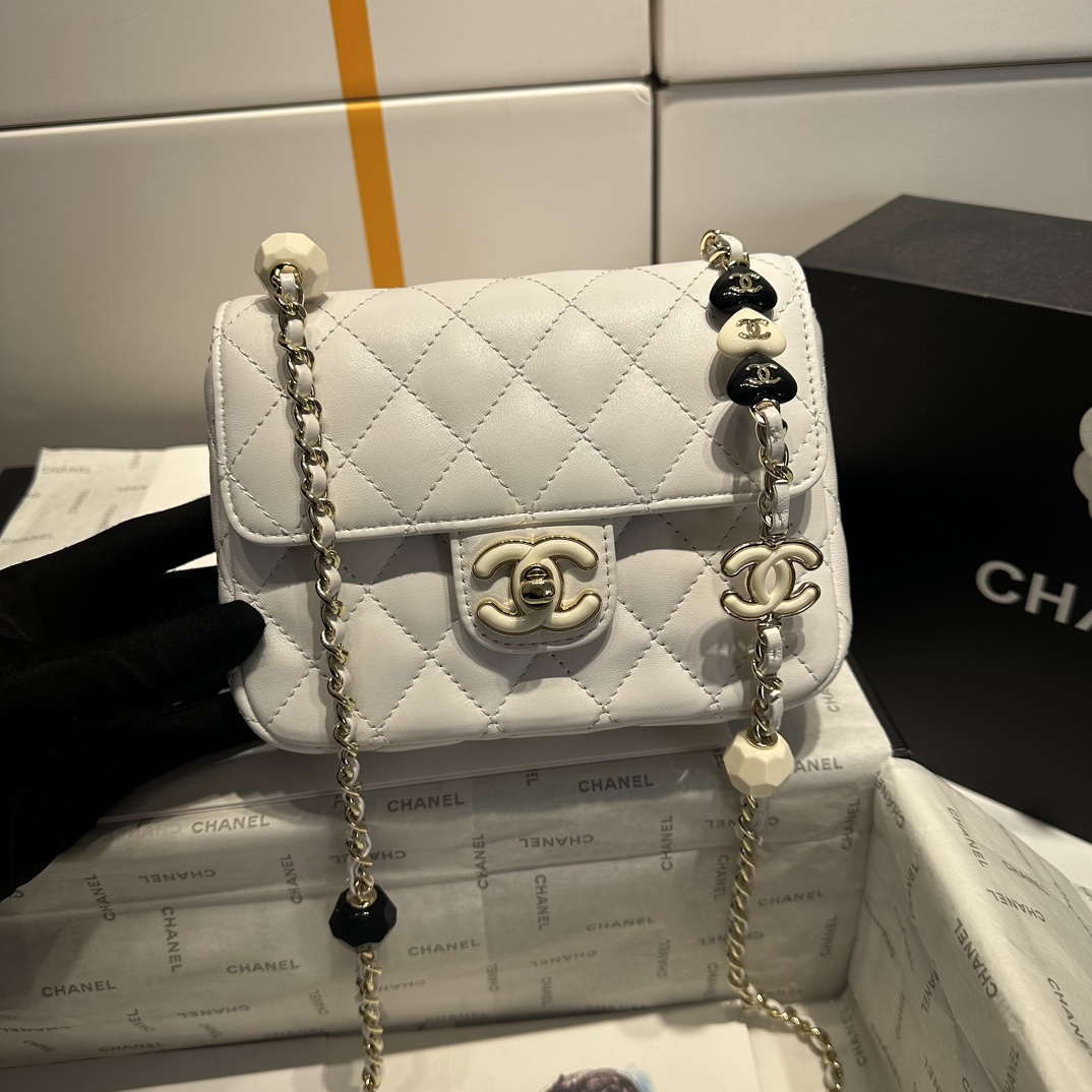 CN AS3782 MINI Flap Bag 23P Enamel Gold-Tone Metal White 16cm 2 chanel as3782 mini flap bag 23p enamel gold tone metal white 16cm 002 luxibags.ru .jpg