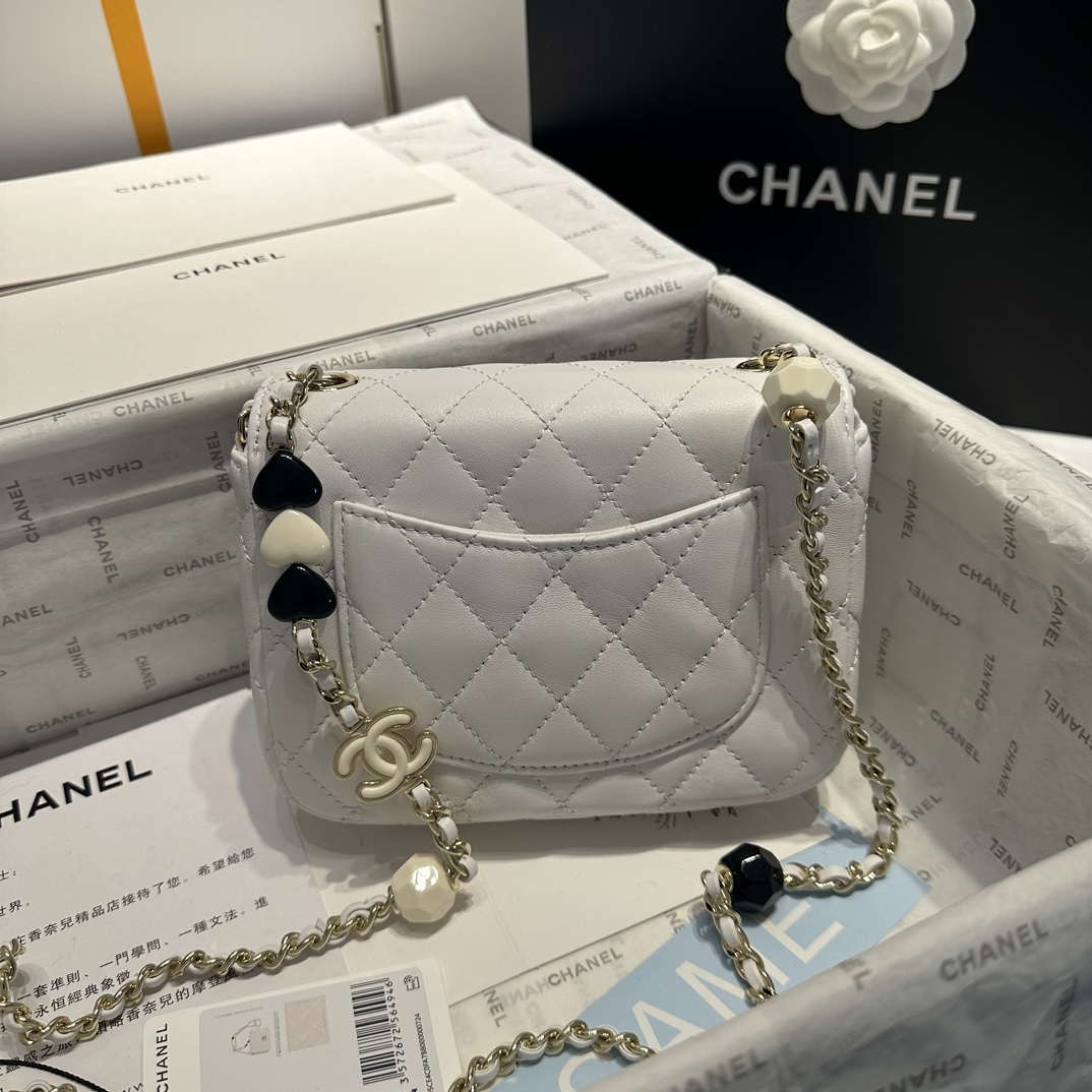 CN AS3782 MINI Flap Bag 23P Enamel Gold-Tone Metal White 16cm 5 chanel as3782 mini flap bag 23p enamel gold tone metal white 16cm 005 luxibags.ru .jpg