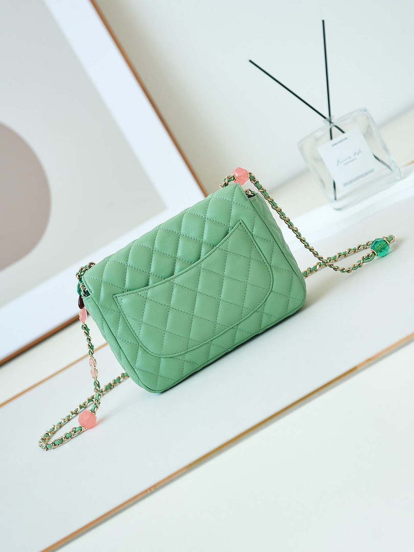 CN AS3783 Small Flap Bag 23P Lambskin Gold-Tone Metal 18.5 cm Green 5 chanel as3783 small flap bag 23p lambskin gold tone metal 18 5 cm green 05 luxibags.ru .jpg