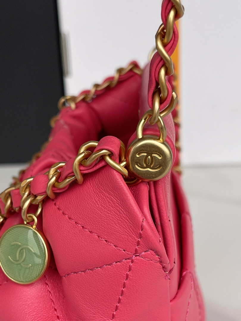 CN AS3793 Small Bucket Bag Lambskin Resin & Gold-Tone Metal Red 7 chanel as3793 small bucket bag lambskin resin gold tone metal red 007 luxibags.ru .jpg