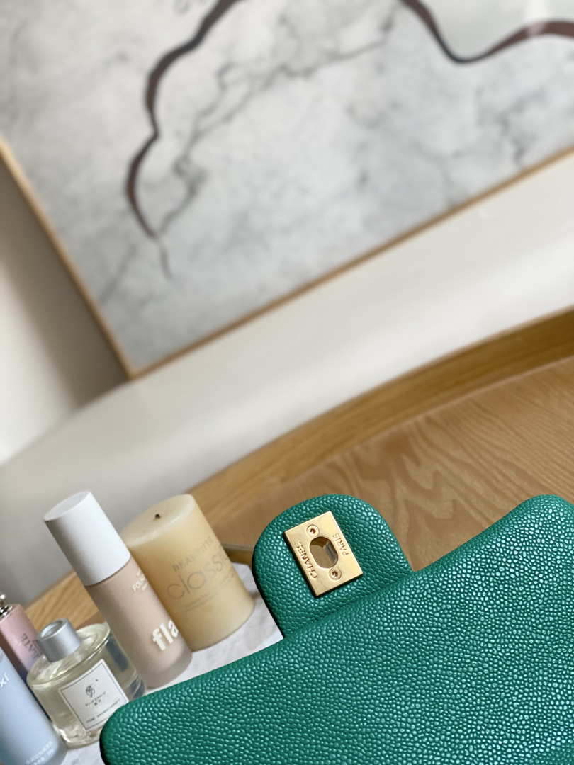 CN AS3828 Mini Flap Chain Bag Green Calfskin Gold 7 chanel as3828 mini flap chain bag green calfskin gold 007 luxibags.ru .jpg