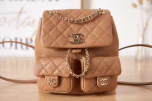 chanel as3860 backpack grained shiny calfskin gold tone metal brown 001 luxibags.ru .jpg