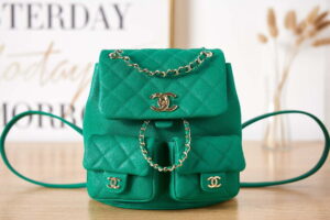 chanel as3860 backpack grained shiny calfskin gold tone metal green 001 luxibags.ru .jpg