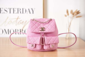 chanel as3860 backpack grained shiny calfskin gold tone metal pink 001 luxibags.ru .jpg