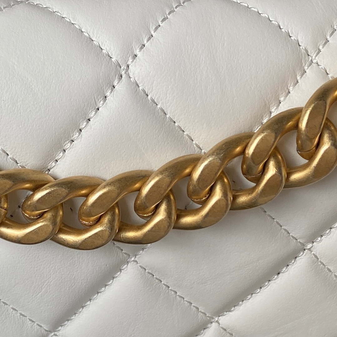 CN AS3932 Flap Classic Bag CF Lambskin White Gold 4 chanel as3932 flap classic bag cf lambskin white gold 004 luxibags.ru .jpg