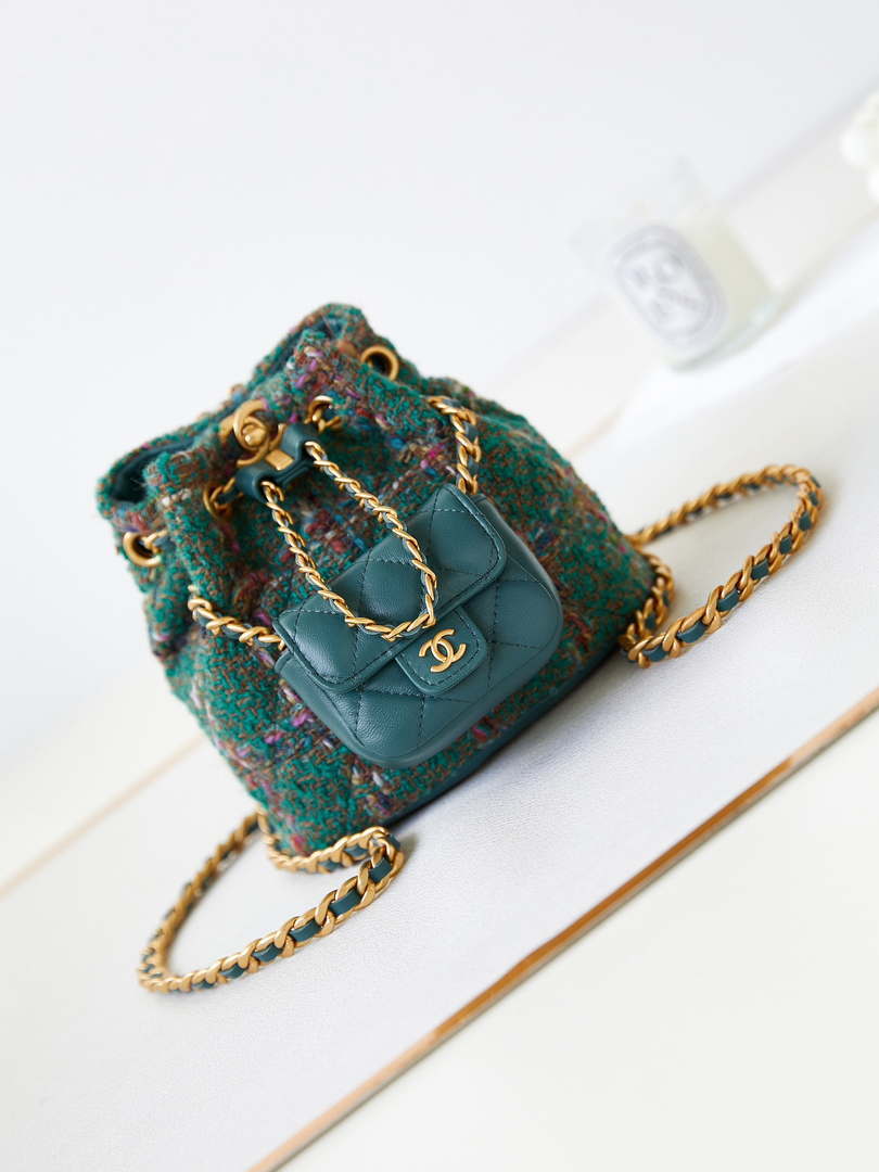 CN AS3947 Small Backpack Wool Tweed, Lambski & Gold-Tone Metal Green 7 chanel as3947 small backpack wool tweed lambski gold tone metal green 007 luxibags.ru 1.jpg