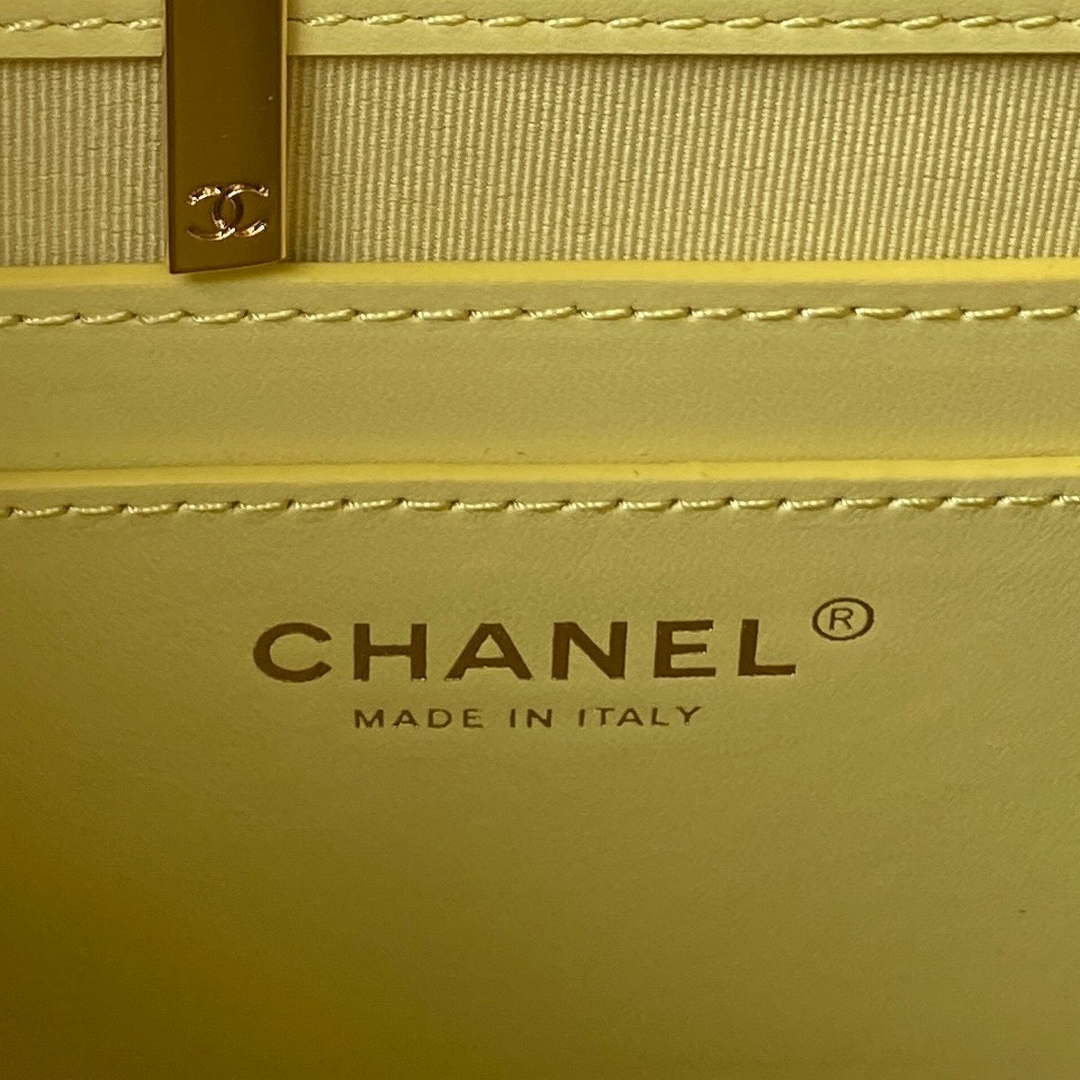 CN AS4059 Large Backpack Grained Shiny Calfskin & Gold-Tone Metal Yellow 8 chanel as4059 large backpack grained shiny calfskin gold tone metal yellow 008 luxibags.ru .jpg
