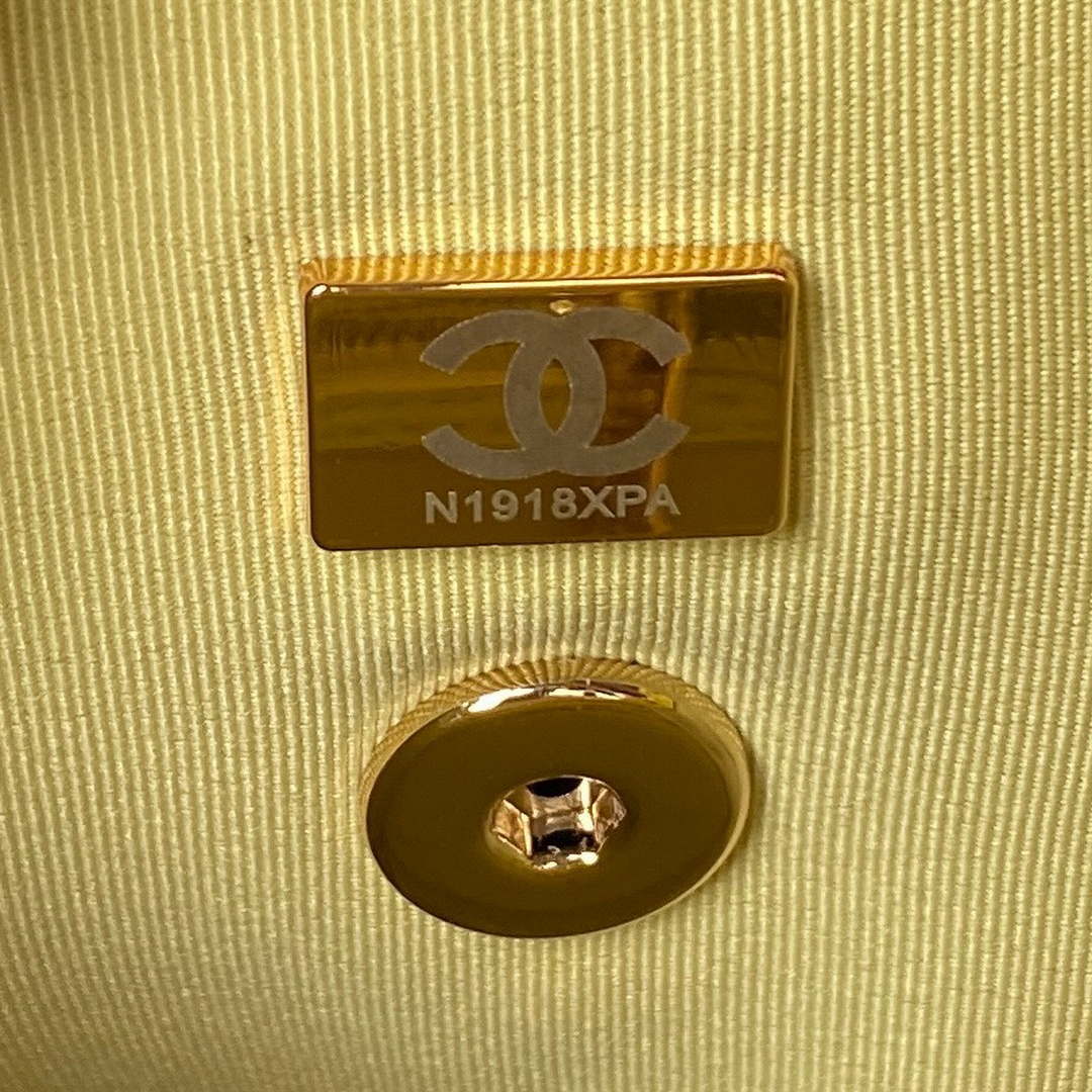 CN AS4059 Large Backpack Grained Shiny Calfskin & Gold-Tone Metal Yellow 9 chanel as4059 large backpack grained shiny calfskin gold tone metal yellow 009 luxibags.ru .jpg