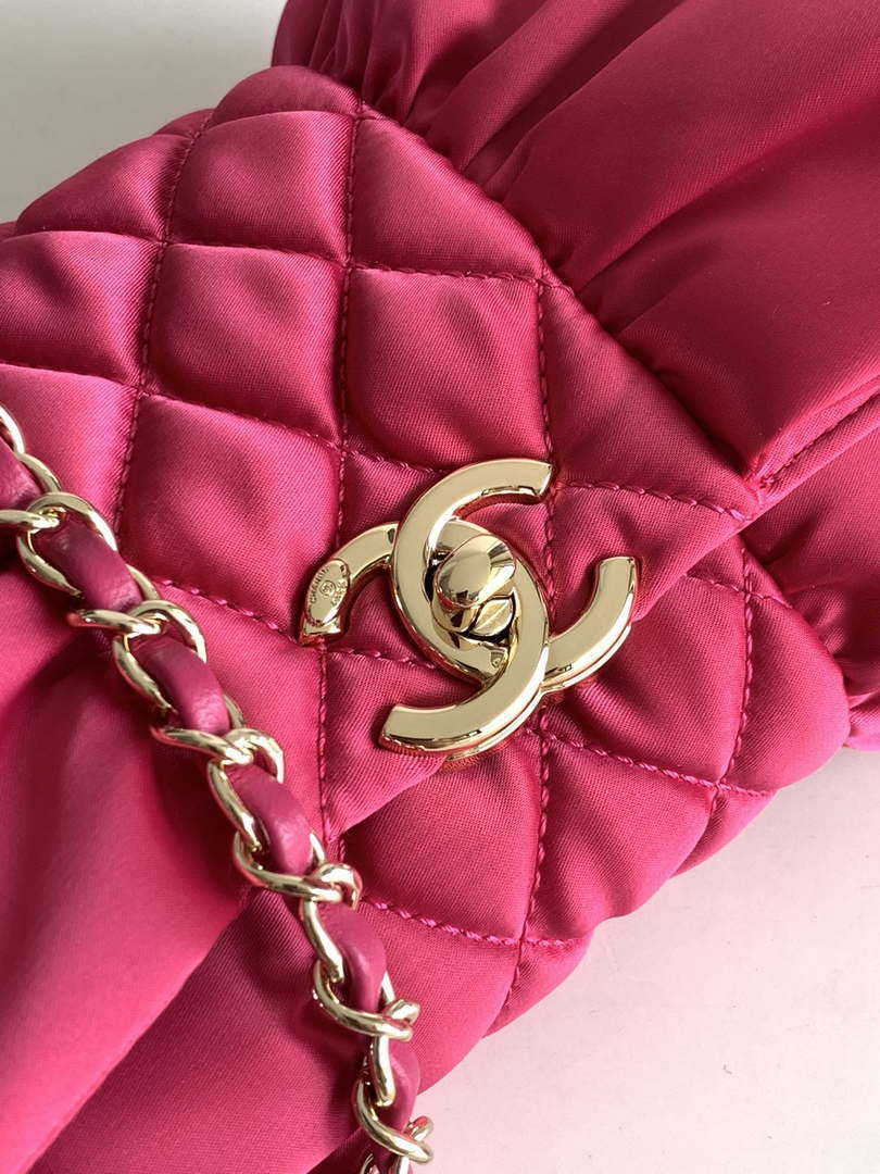 CN AS4098 23A Clutch satin bow evening bag Rose Red 5 chanel as4098 23a clutch satin bow evening bag rose red 005 luxibags.ru .jpg